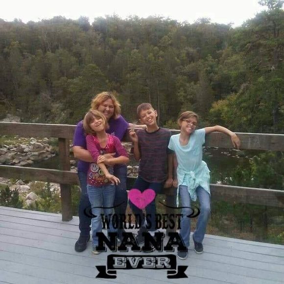 Meet your Posher, Heidi - Picture 1 of 1